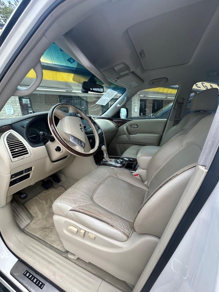 Infiniti QX80  2015