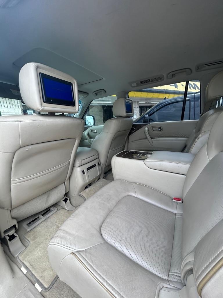 Infiniti QX80  2015
