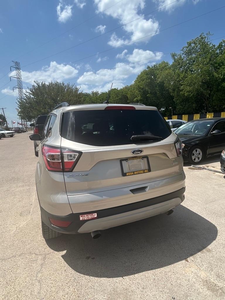 Ford Escape  2018