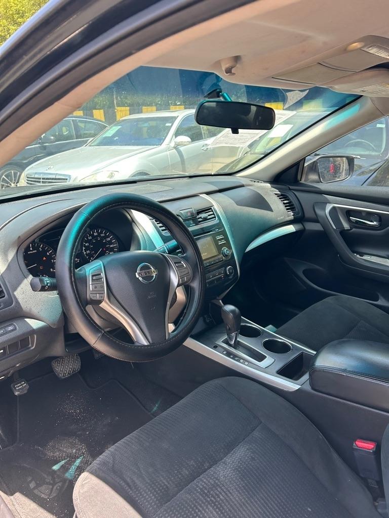Nissan Altima  2015