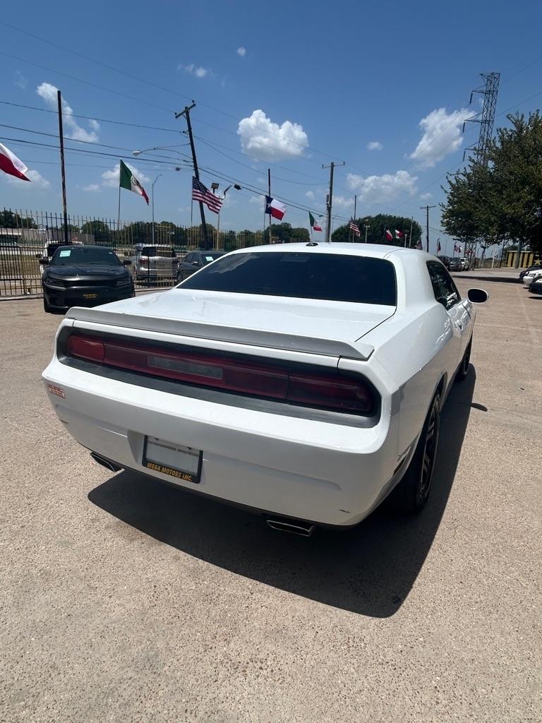 Dodge Challenger  2014
