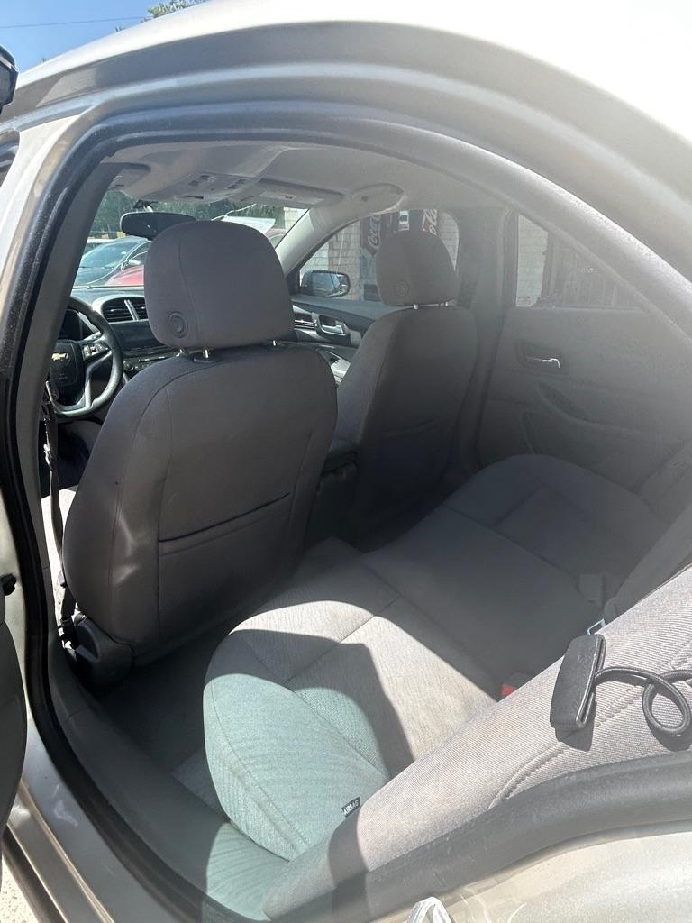 Chevrolet Malibu  2013