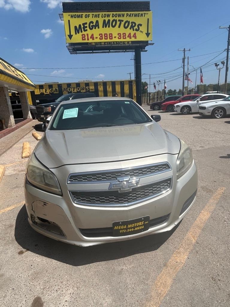 Chevrolet Malibu  2013