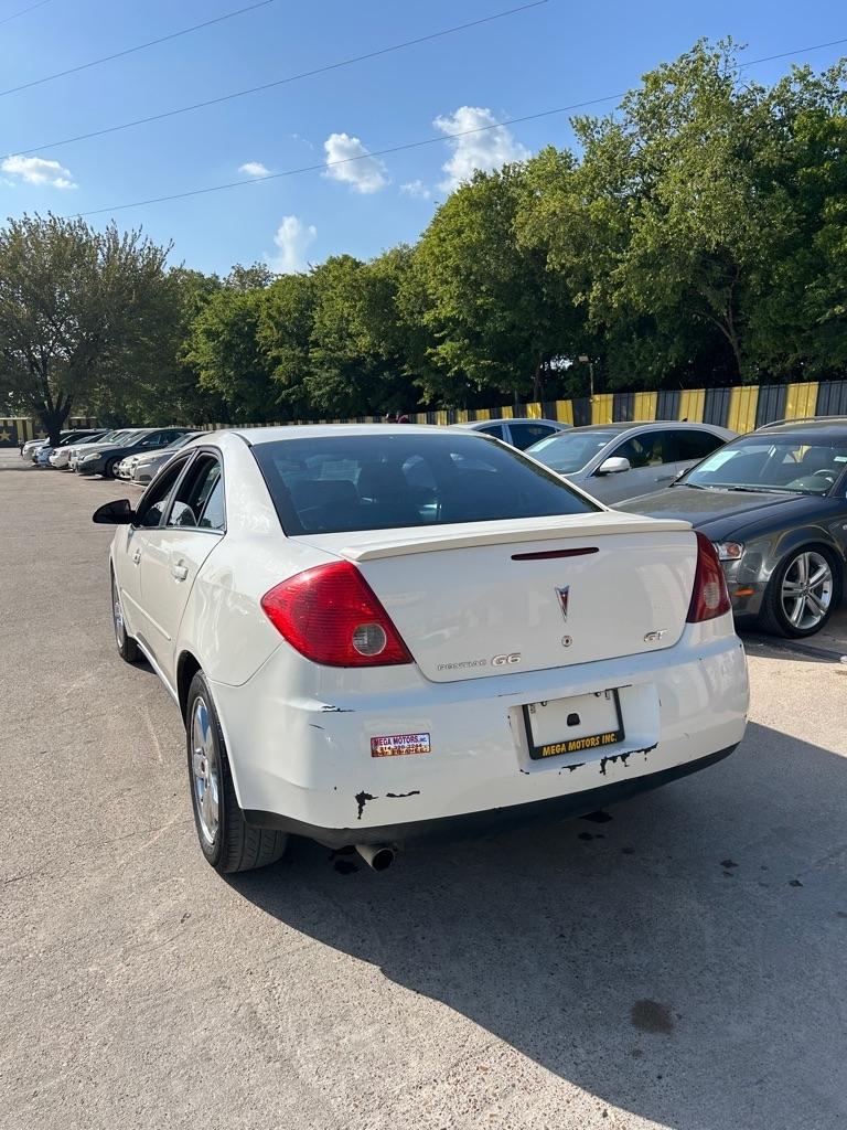 Pontiac G6  2007