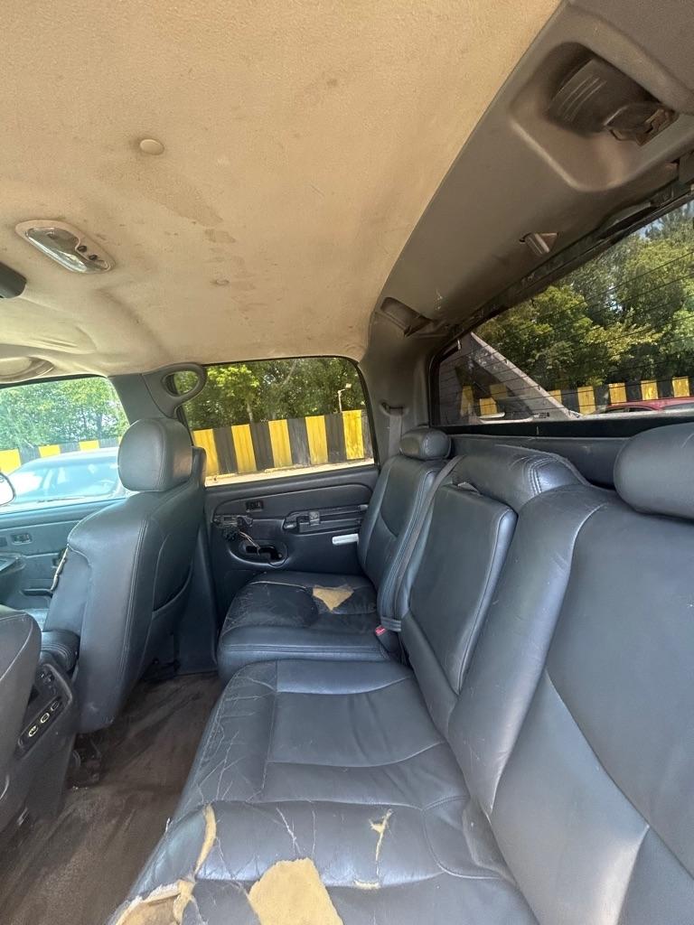 Chevrolet Avalanche  2003