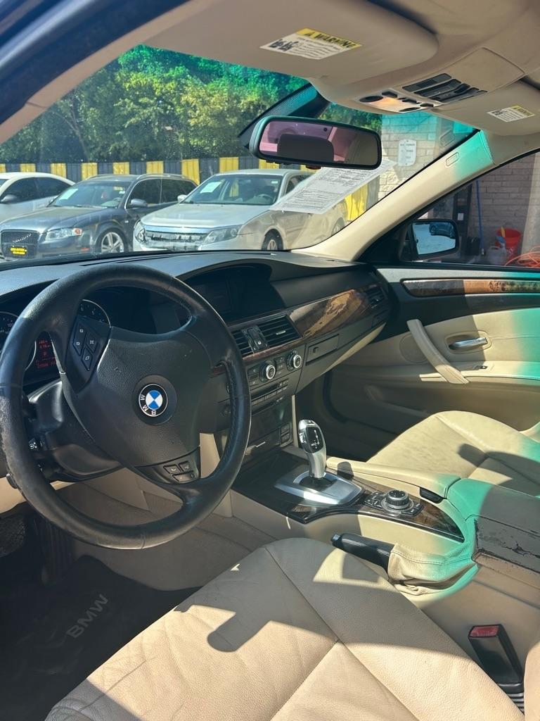 BMW 5-Series  2009