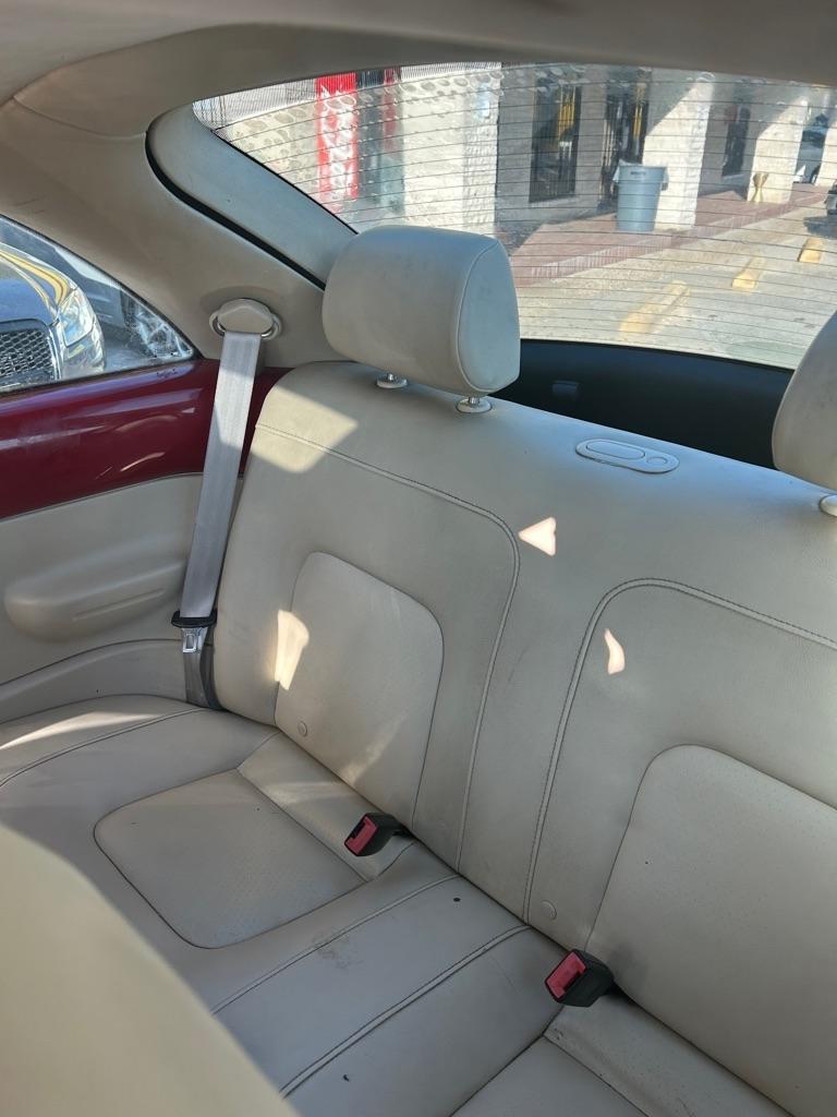 Volkswagen New Beetle  2006