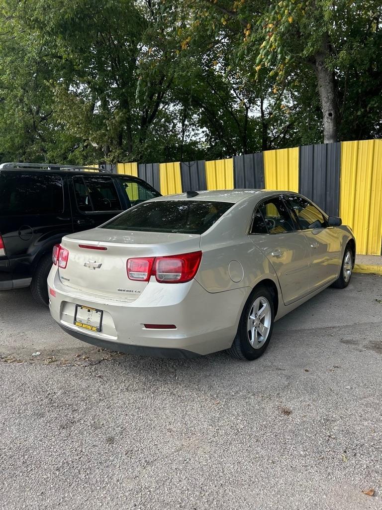 Chevrolet Malibu  2015