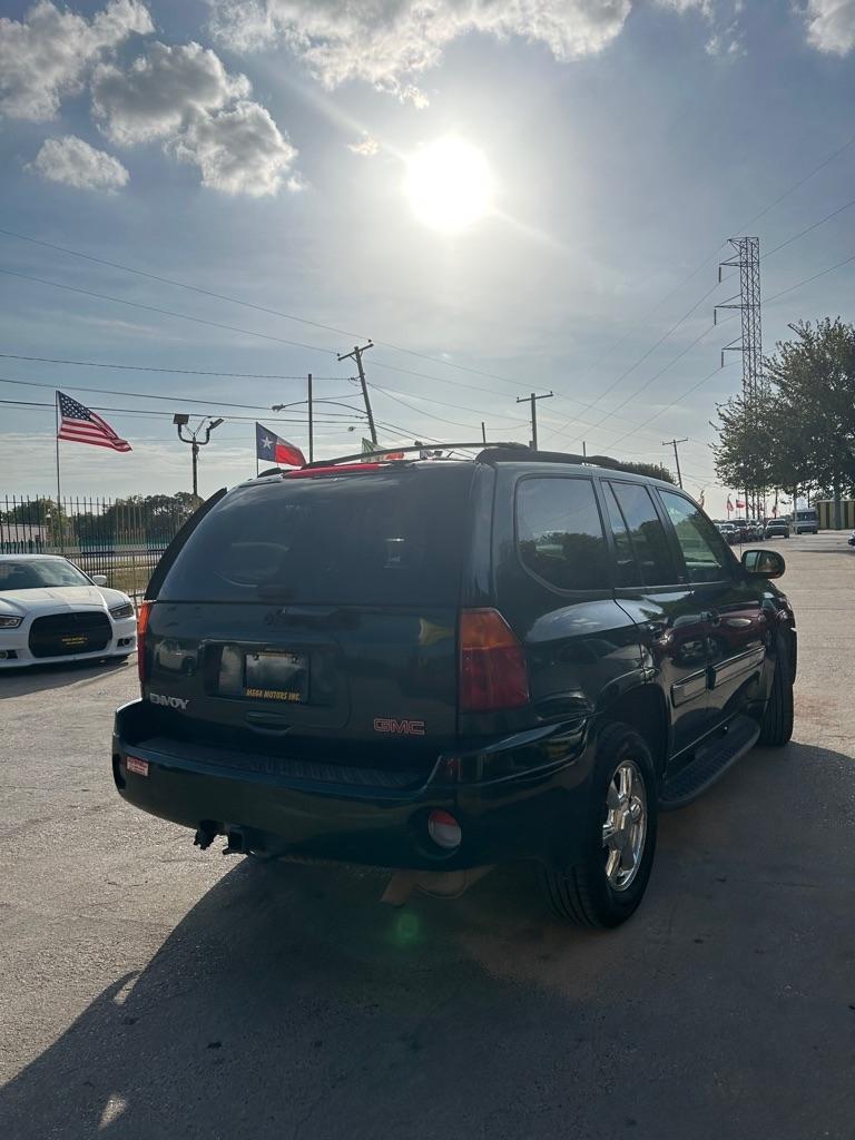 GMC Envoy  2003