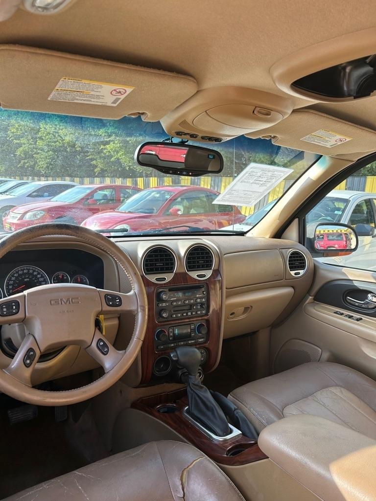 GMC Envoy  2003