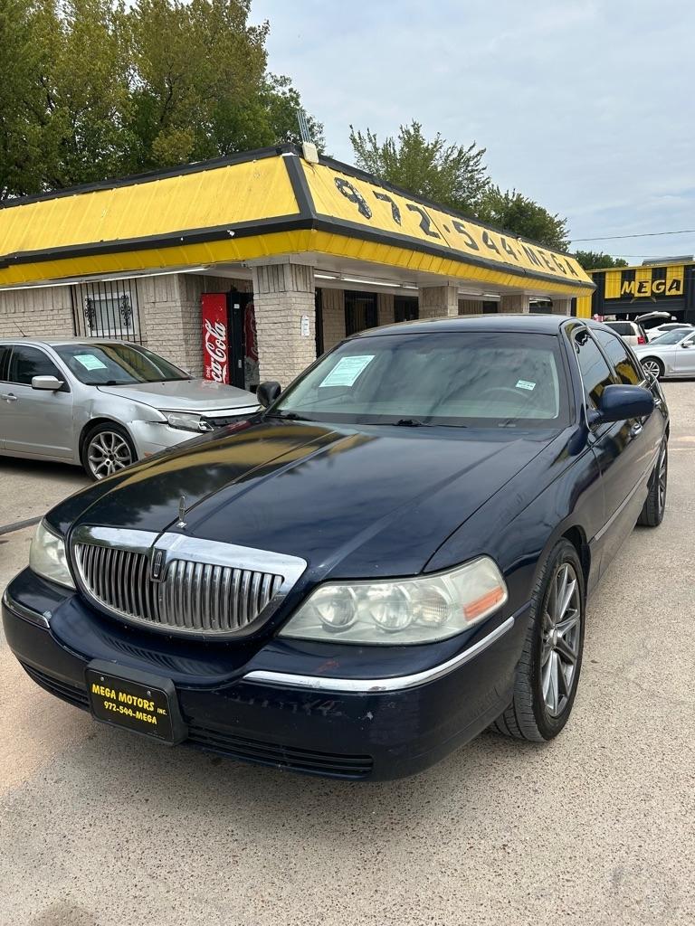 Lincoln Town Car  2007