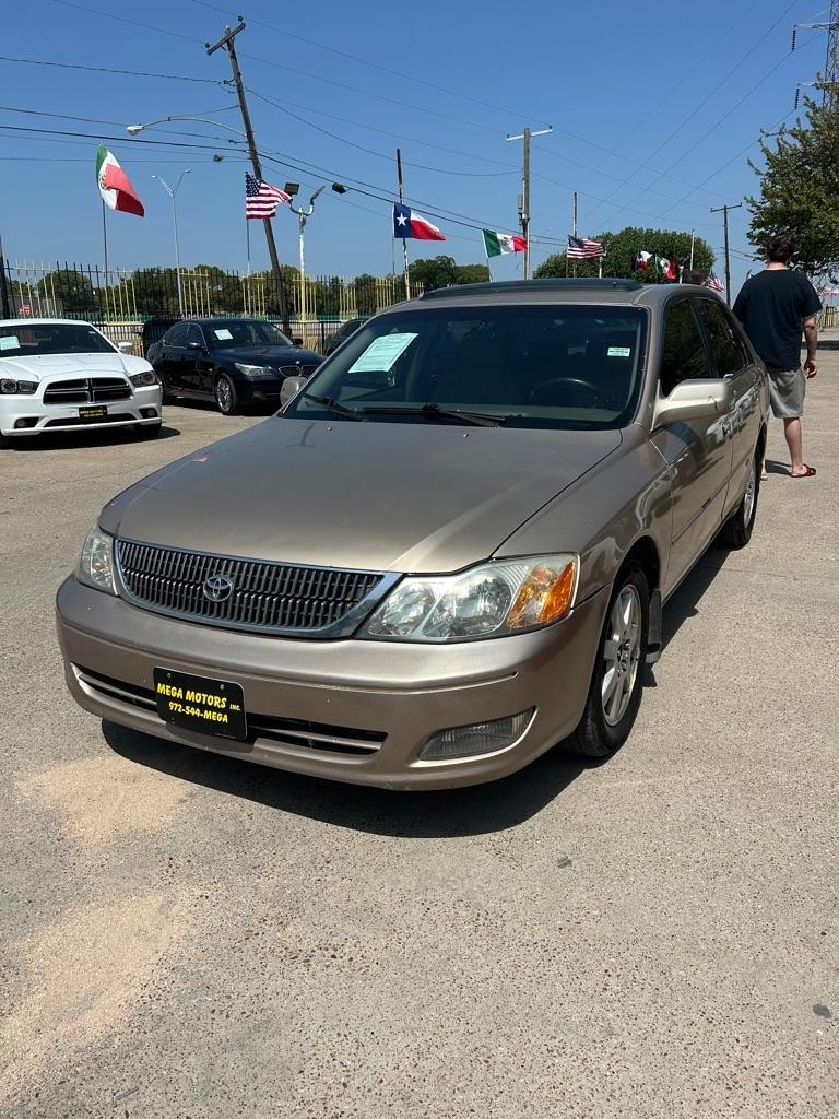 Toyota Avalon  2001