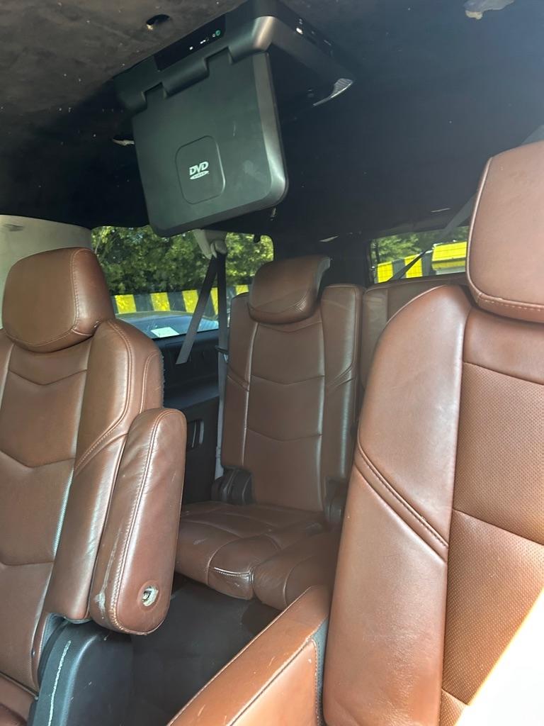 Cadillac Escalade  2015