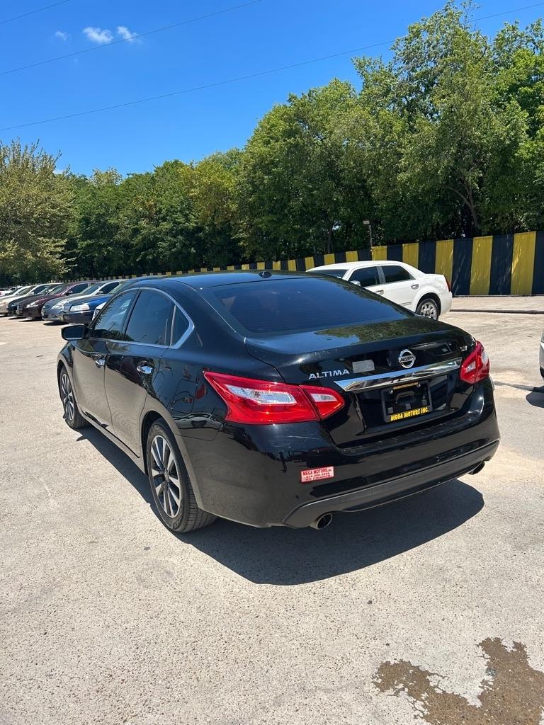 Nissan Altima  2017