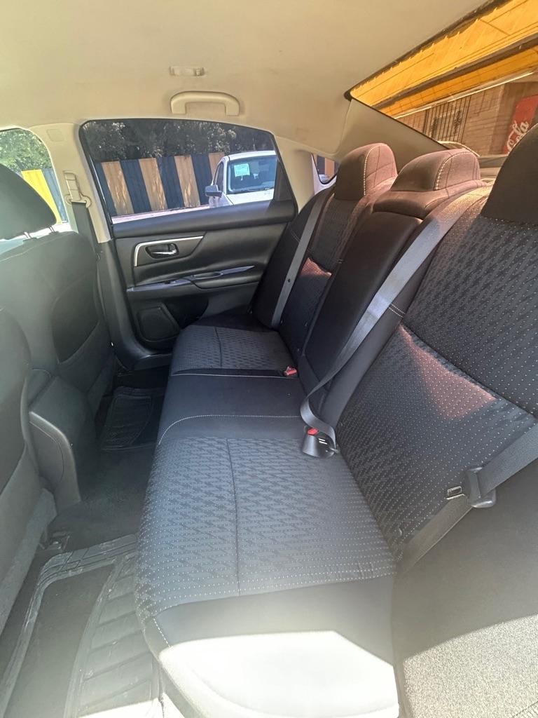 Nissan Altima  2017