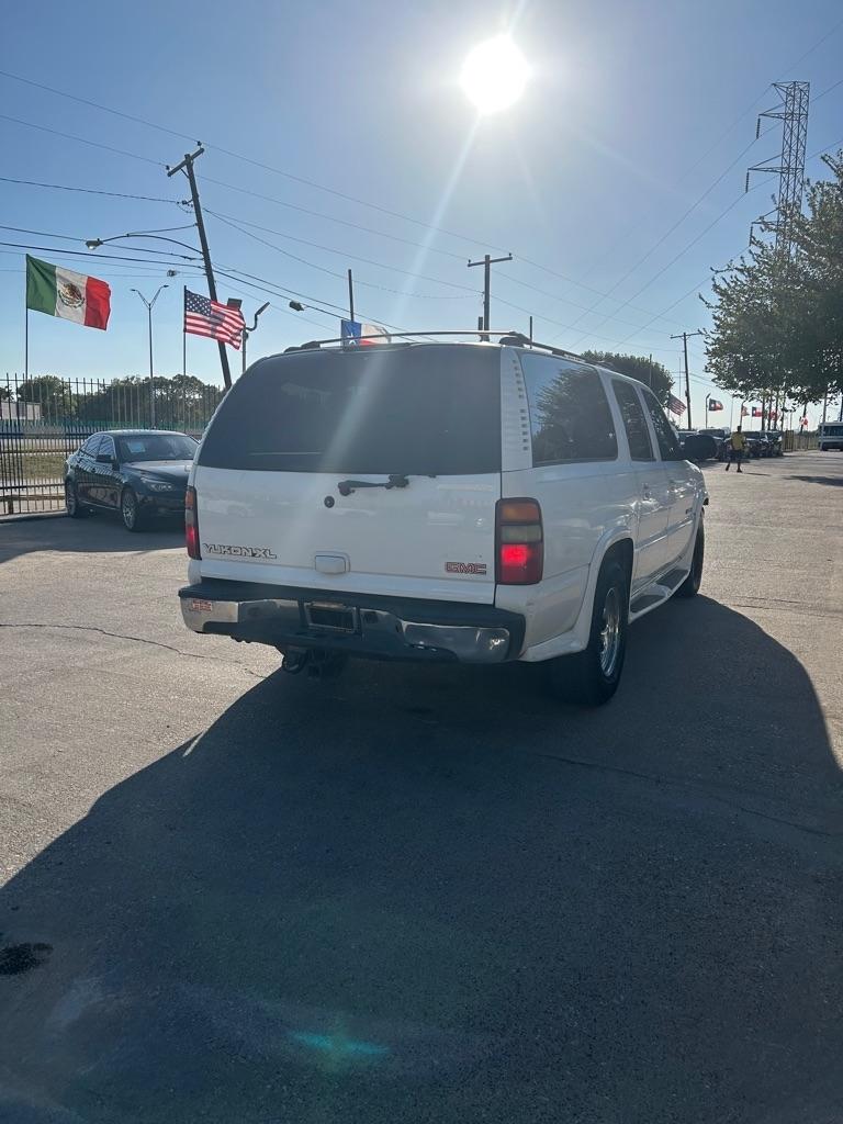 GMC Yukon XL  2002