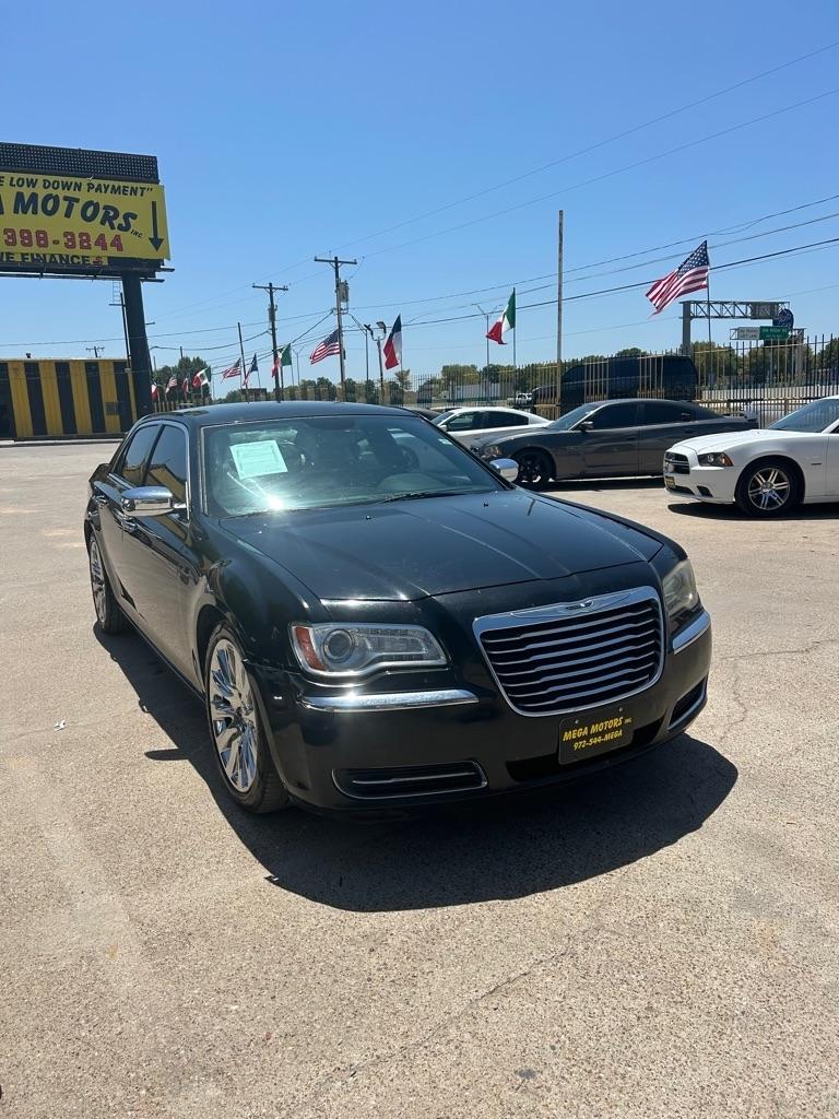 Chrysler 300  2014