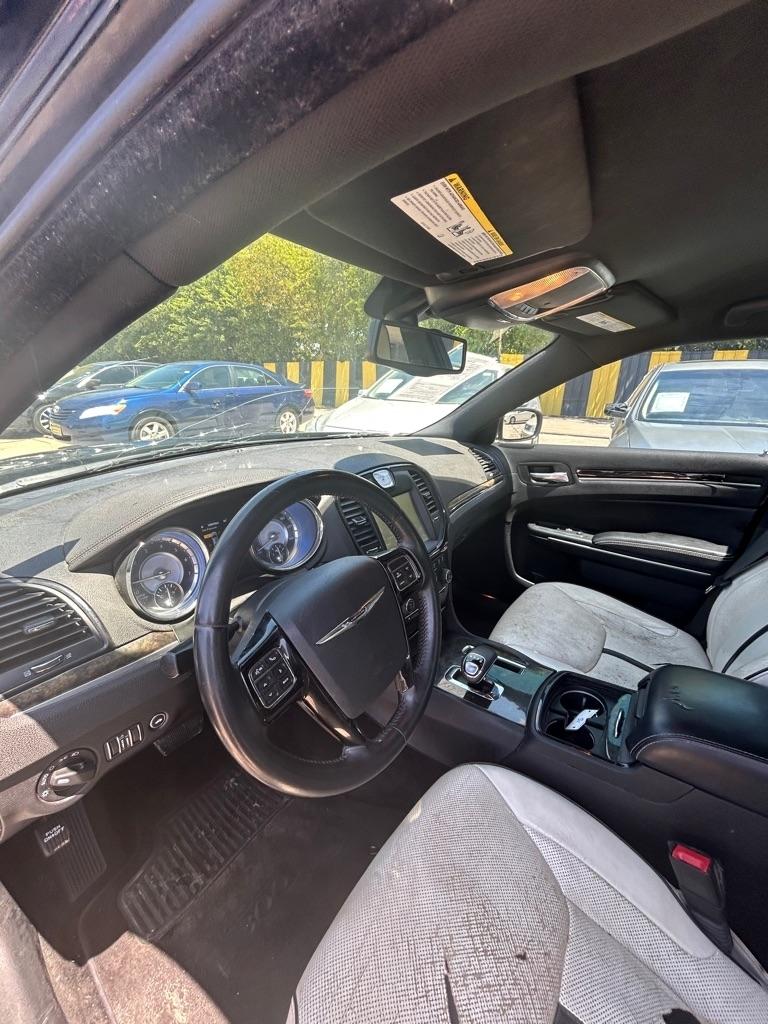 Chrysler 300  2014