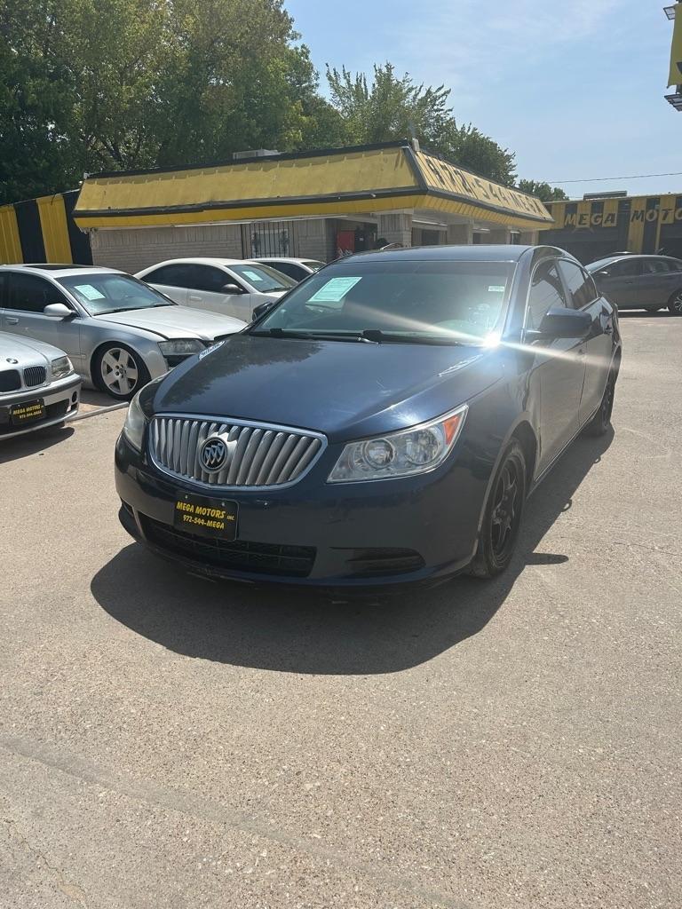 Buick LaCrosse  2011