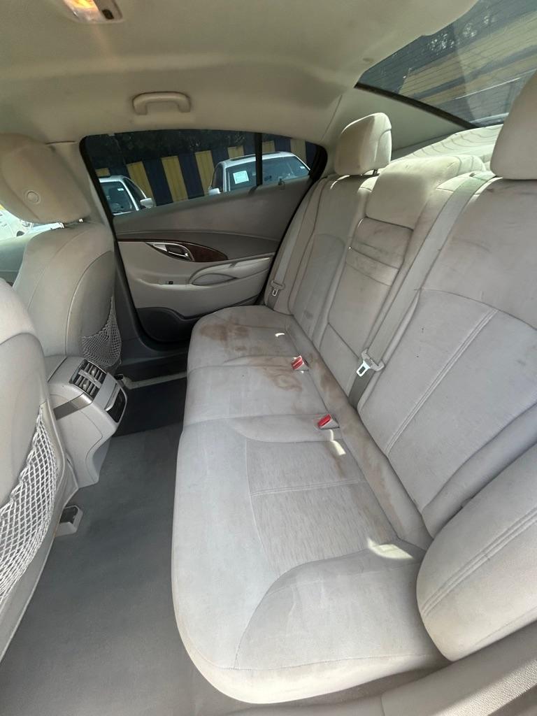 Buick LaCrosse  2011