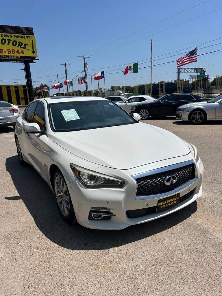 Infiniti Q50  2017