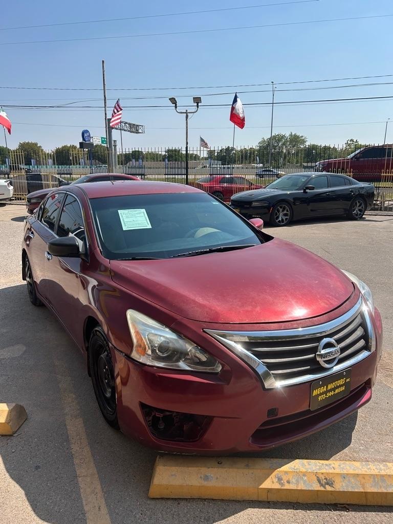 Nissan Altima  2015