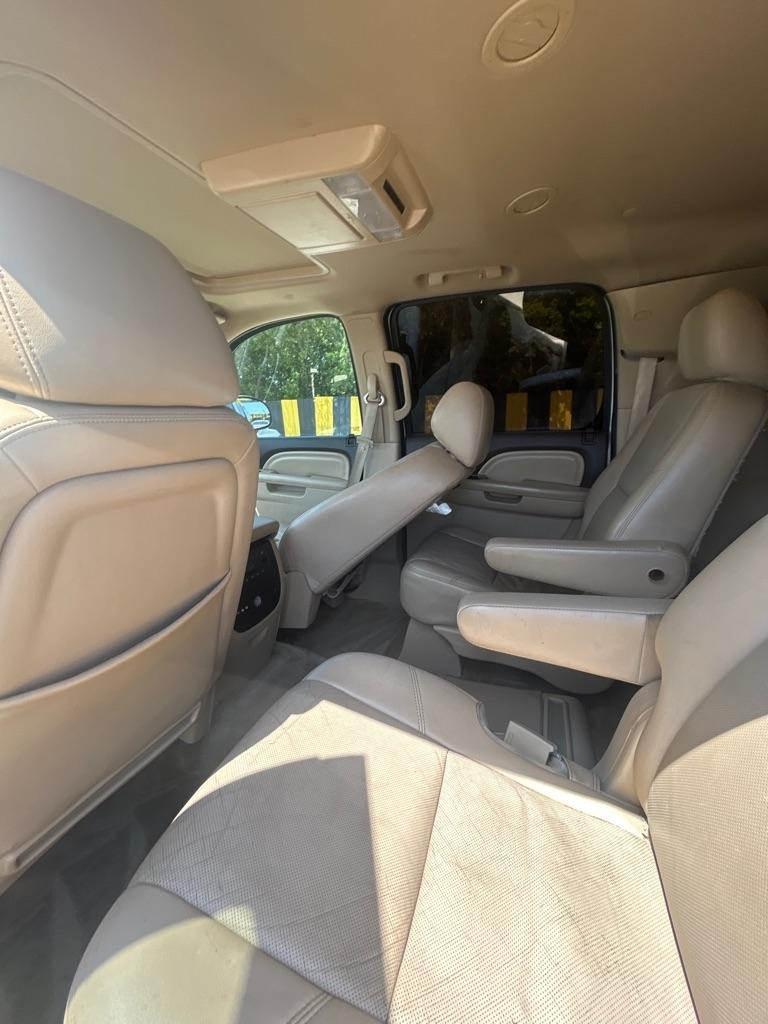 GMC Yukon Denali  2012