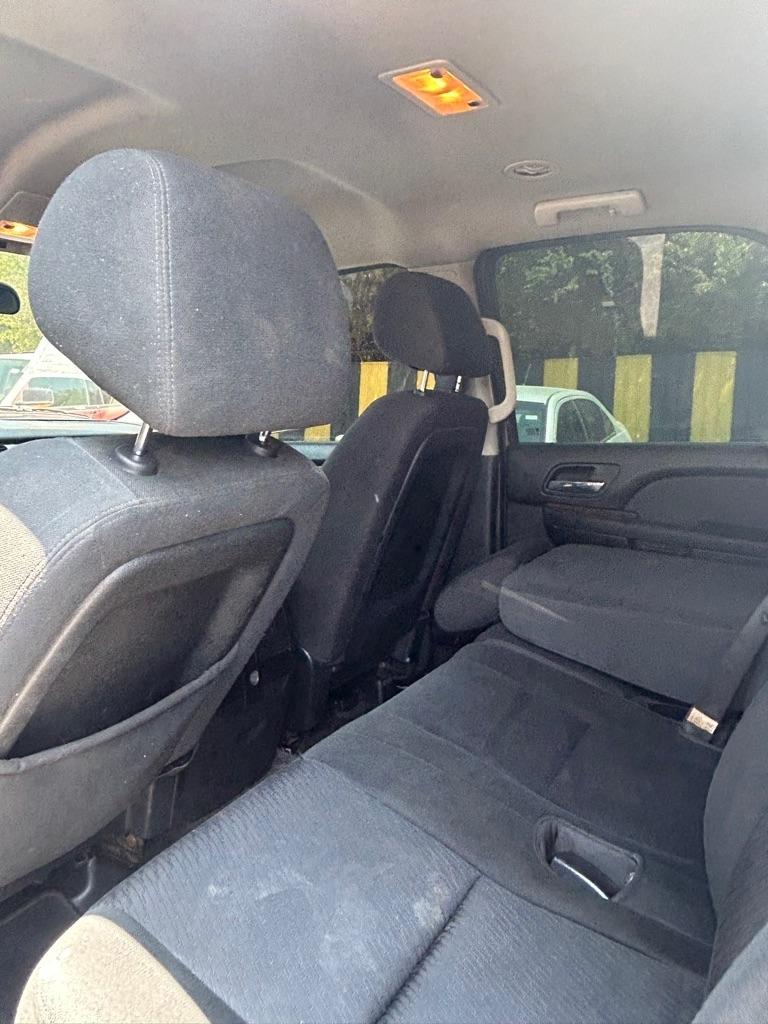 Chevrolet Tahoe  2012