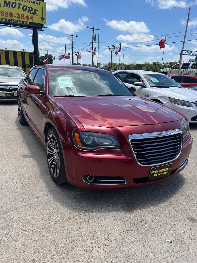 Chrysler 300  2014