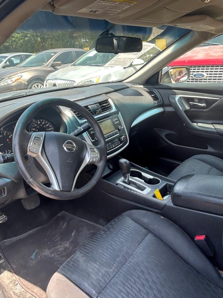 Nissan Altima  2017