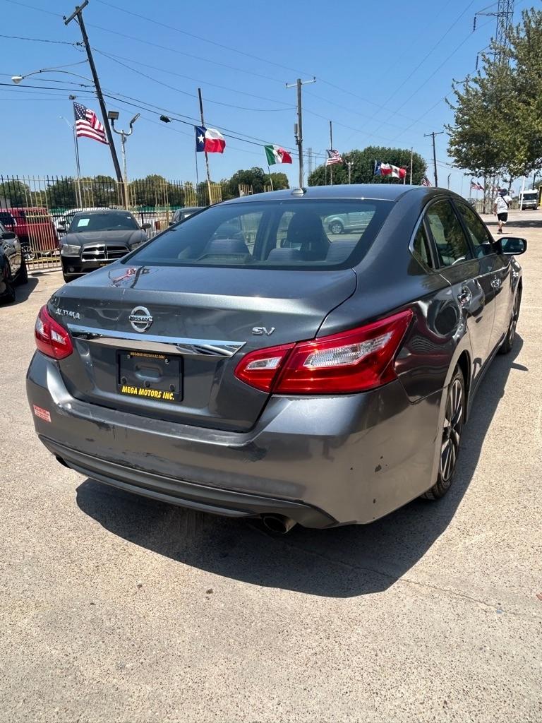 Nissan Altima  2017