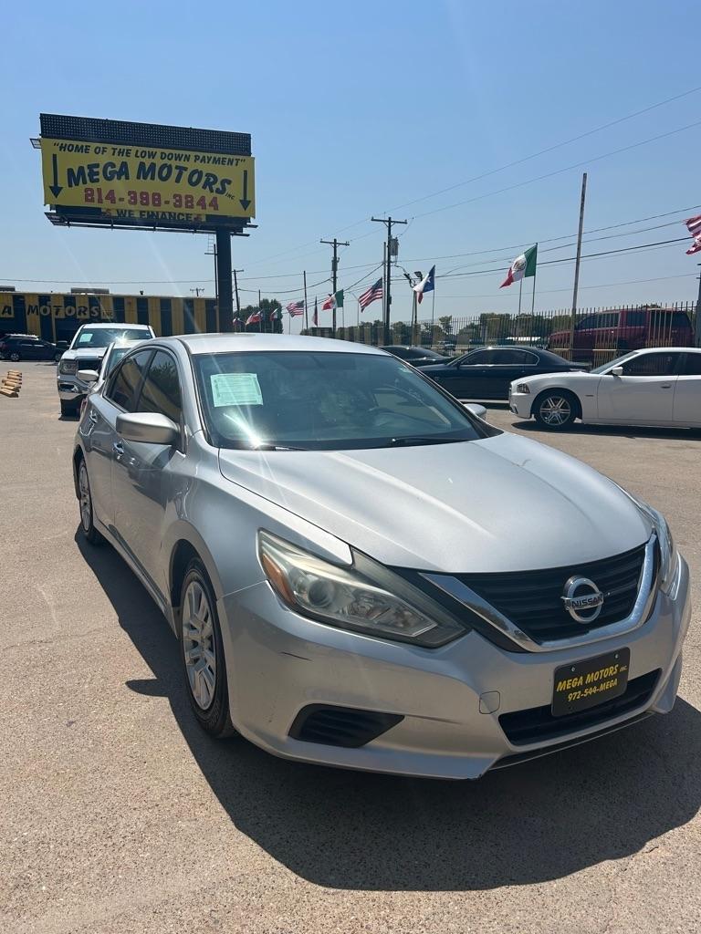 Nissan Altima  2016