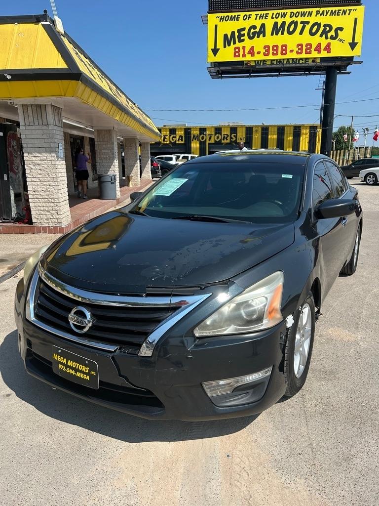 Nissan Altima  2015
