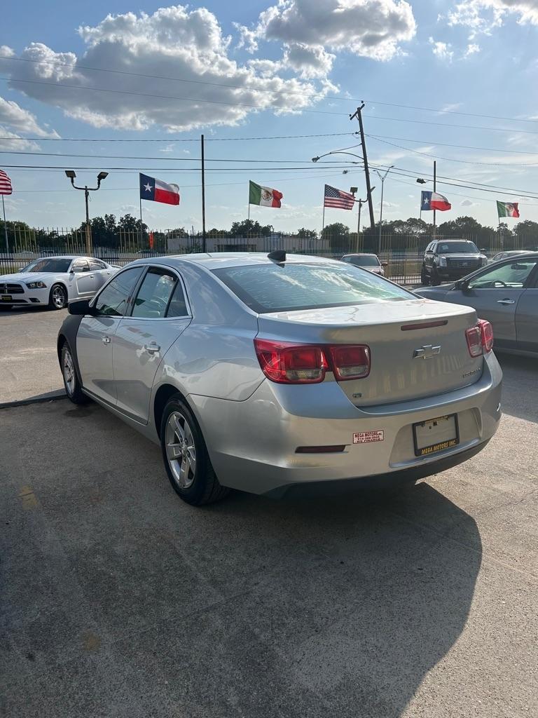 Chevrolet Malibu  2015