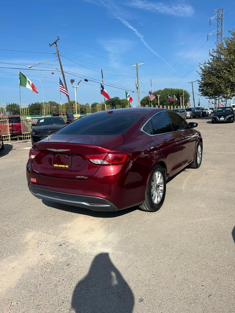 Chrysler 200  2015