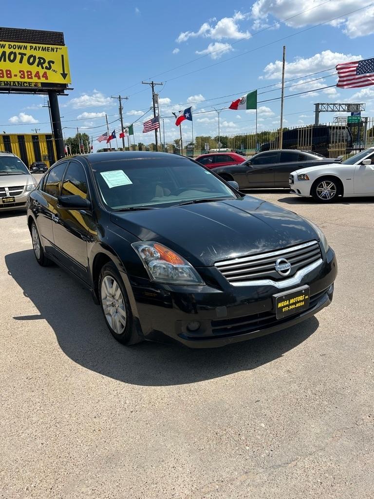 Nissan Altima  2009