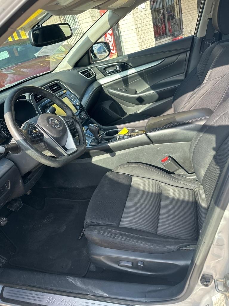 Nissan Maxima  2016