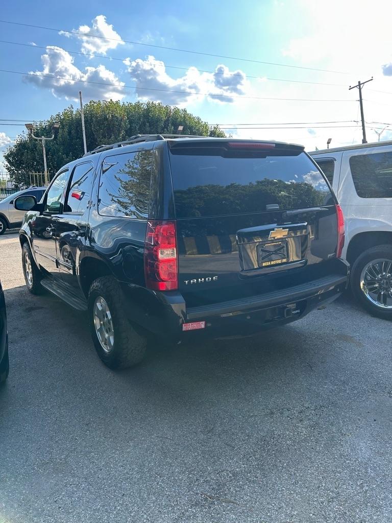 Chevrolet Tahoe  2012