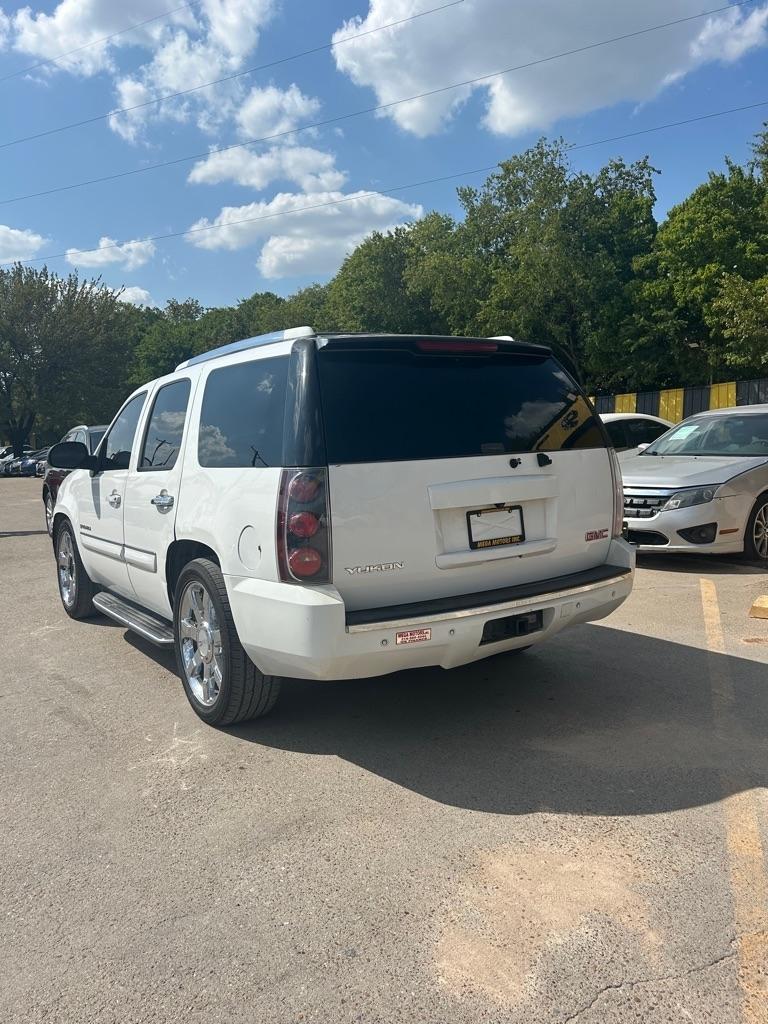 GMC Yukon Denali  2007