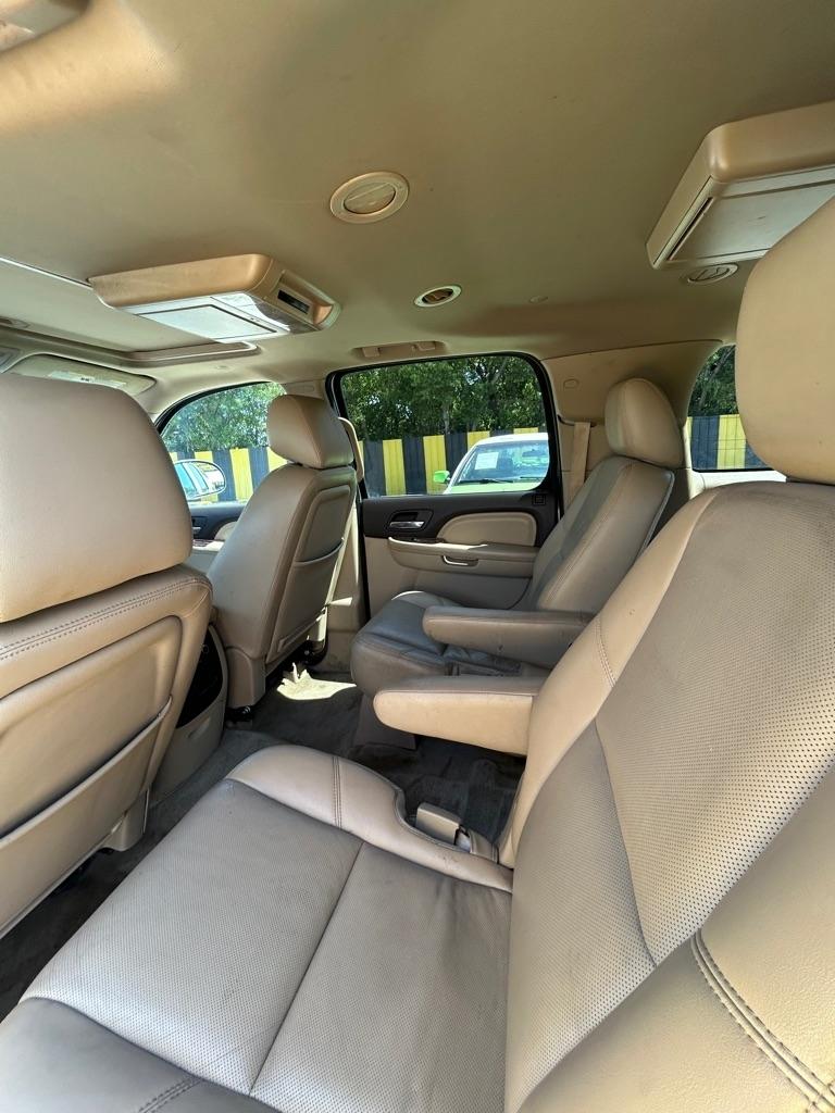 GMC Yukon Denali  2013