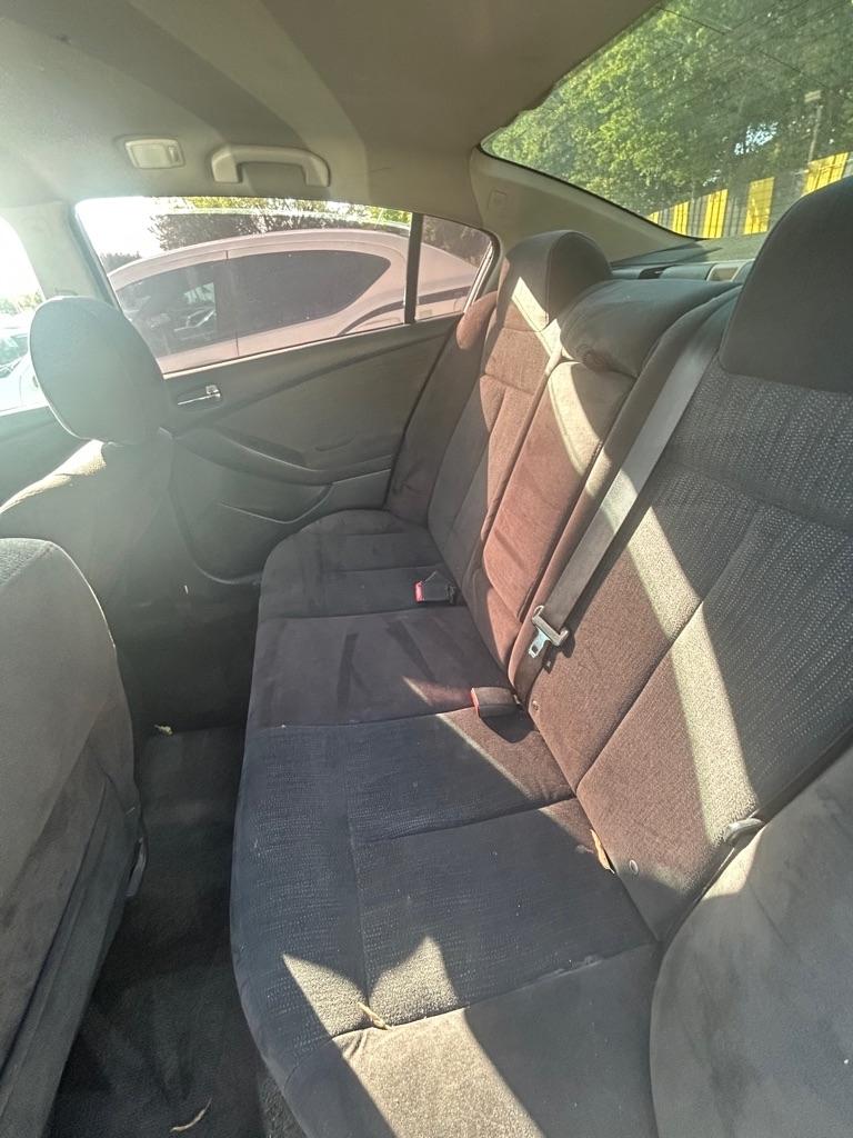 Nissan Altima  2010