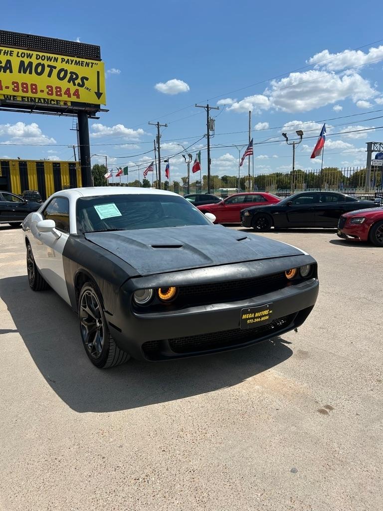 Dodge Challenger  2016