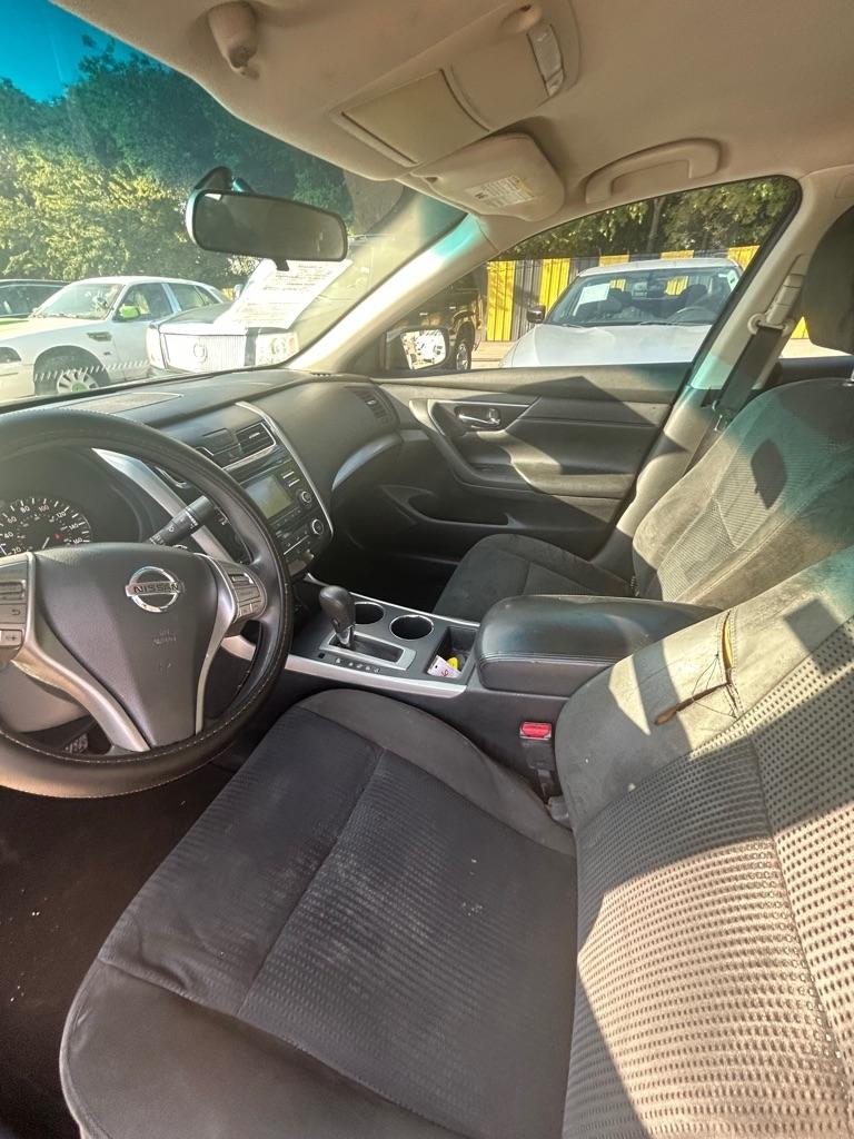 Nissan Altima  2015