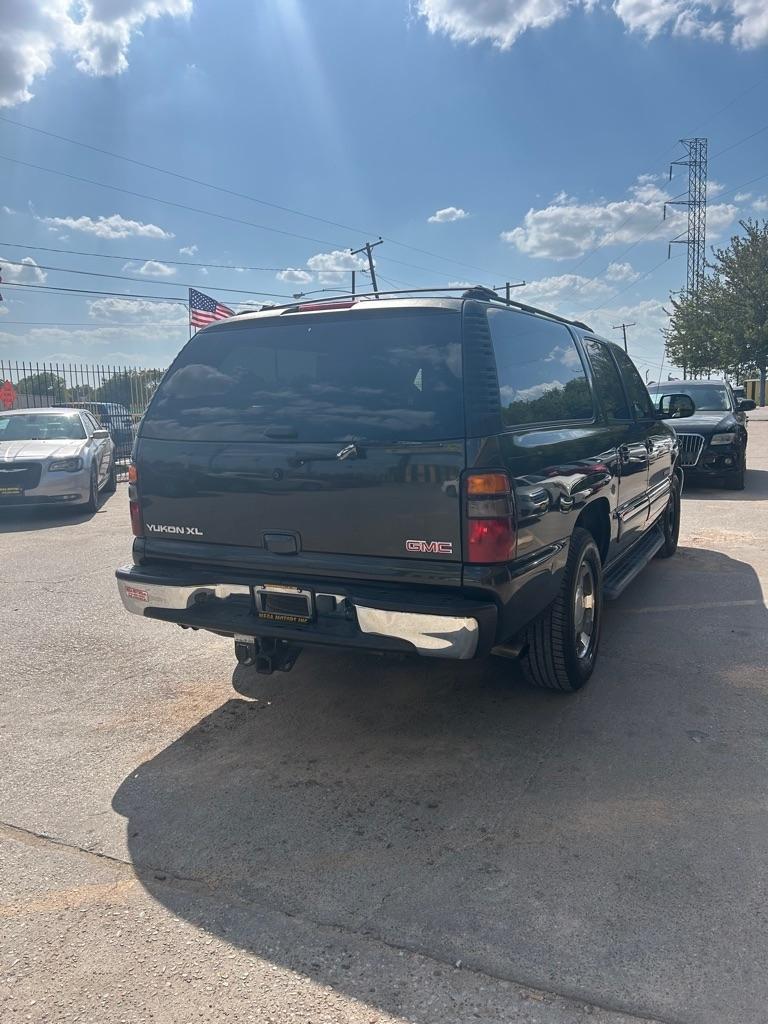GMC Yukon XL  2005
