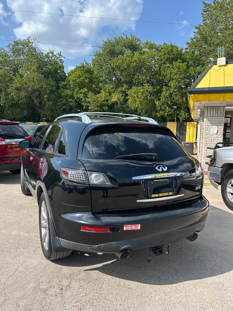 Infiniti FX  2005