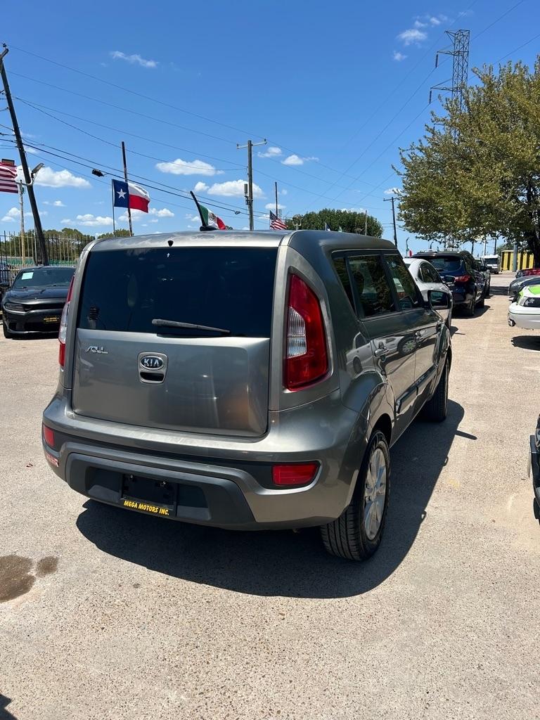 Kia Soul  2012