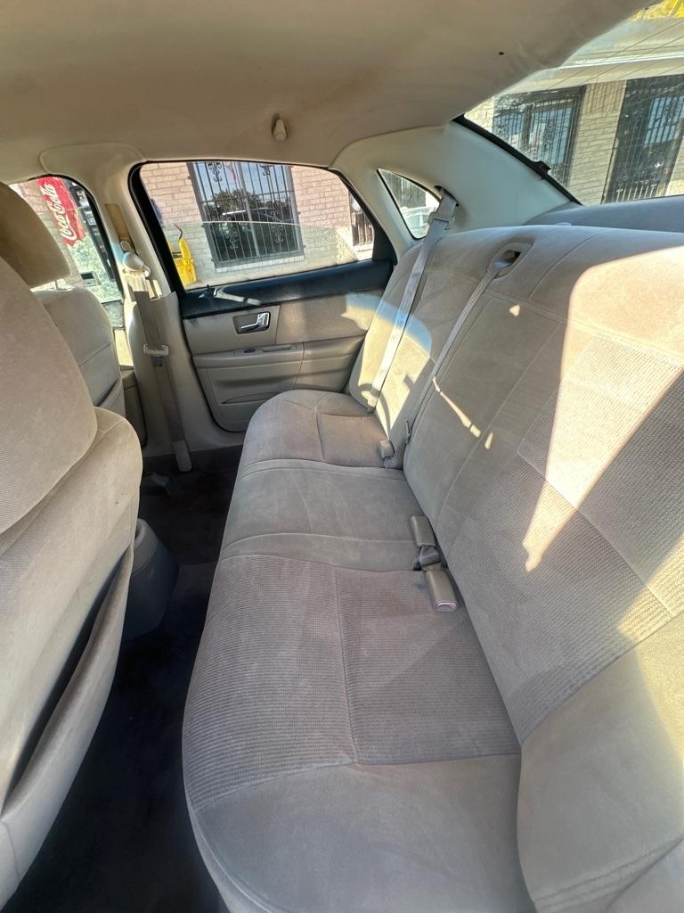 Ford Taurus  2000