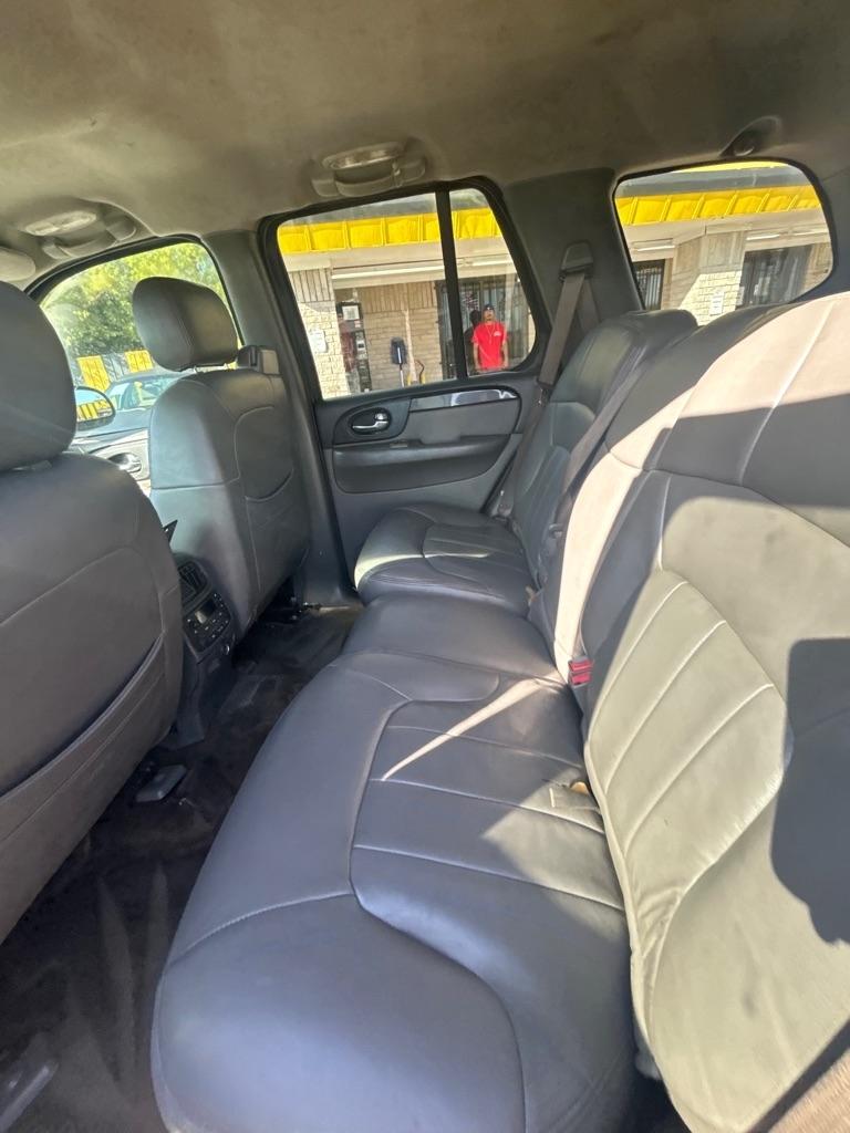 GMC Envoy  2003
