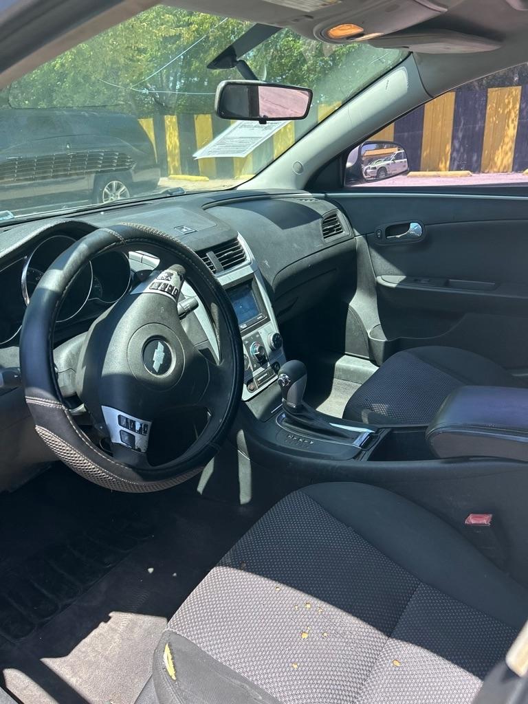 Chevrolet Malibu  2010