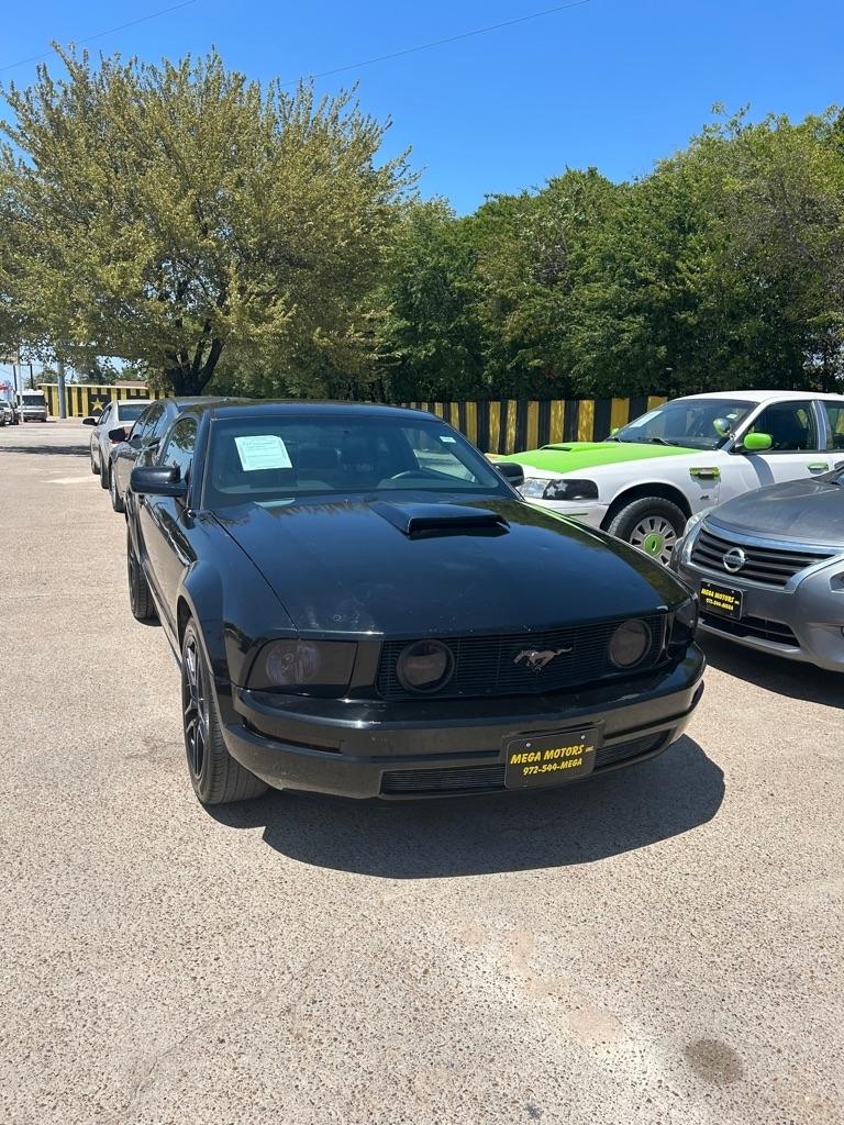 Ford Mustang  2006